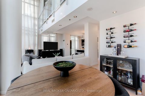 Photo 4 at Lph22 - 21 Nelson Street, Waterfront Communities C1, Toronto