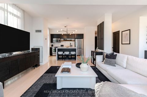 Photo 9 at Lph22 - 21 Nelson Street, Waterfront Communities C1, Toronto