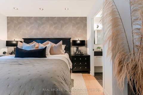 Photo 25 at Lph22 - 21 Nelson Street, Waterfront Communities C1, Toronto