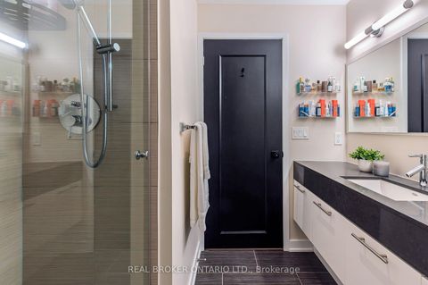 Photo 29 at Lph22 - 21 Nelson Street, Waterfront Communities C1, Toronto