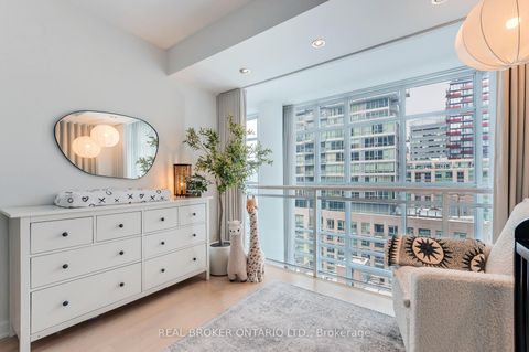 Photo 32 at Lph22 - 21 Nelson Street, Waterfront Communities C1, Toronto