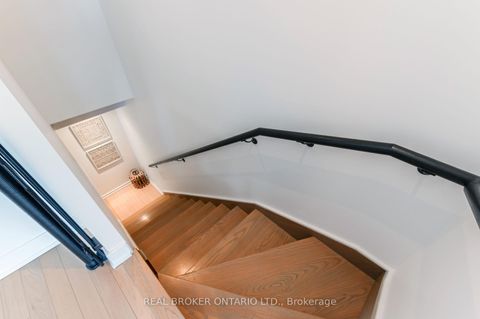 Photo 37 at Lph22 - 21 Nelson Street, Waterfront Communities C1, Toronto