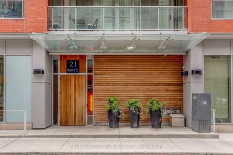 Photo 43 at Lph22 - 21 Nelson Street, Waterfront Communities C1, Toronto
