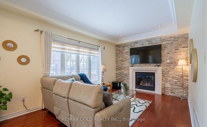 Photo 12 at 311 Father Tobin Road, Wellington, Brampton