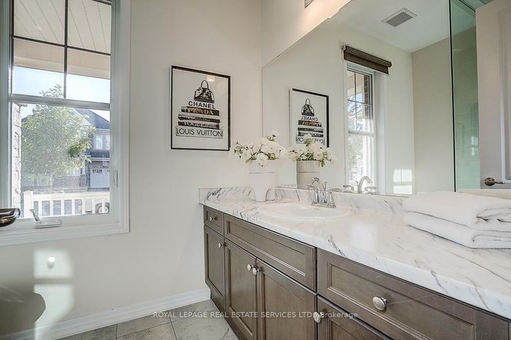 Photo 7 at 3439 George Savage Avenue, GO Glenorchy, Oakville