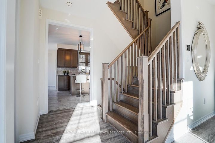 Photo 17 at 3439 George Savage Avenue, GO Glenorchy, Oakville