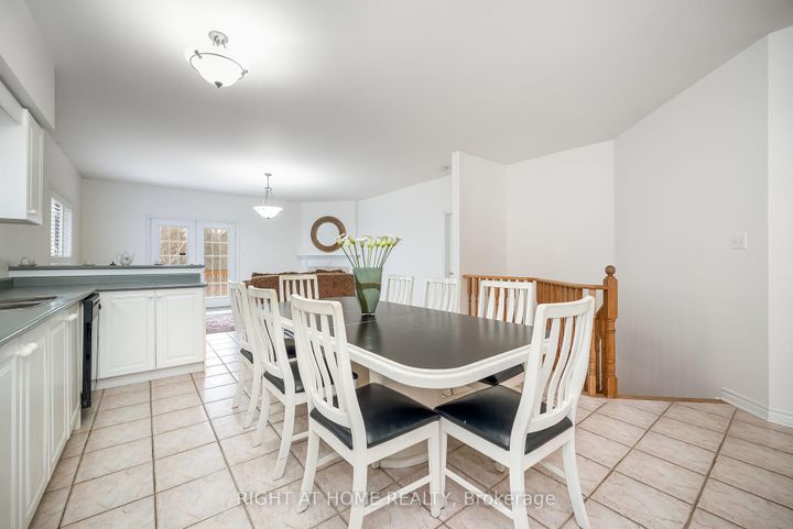 Photo 24 at 46 Woodhaven Crescent, Oak Ridges, Richmond Hill