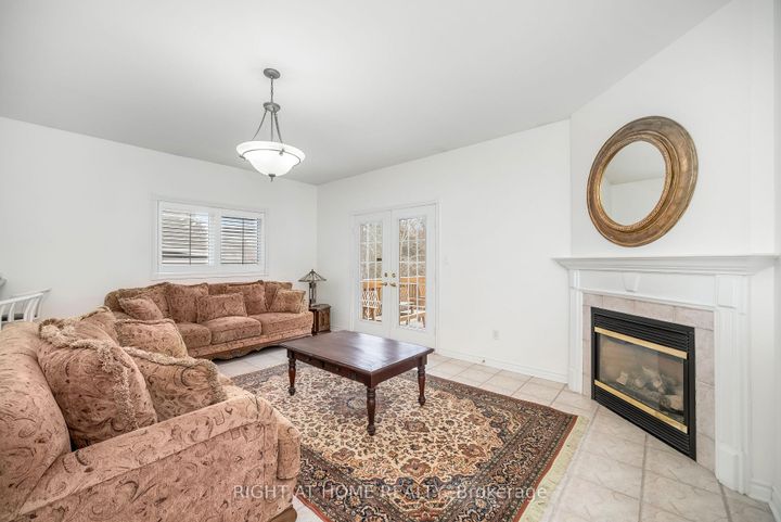 Photo 25 at 46 Woodhaven Crescent, Oak Ridges, Richmond Hill