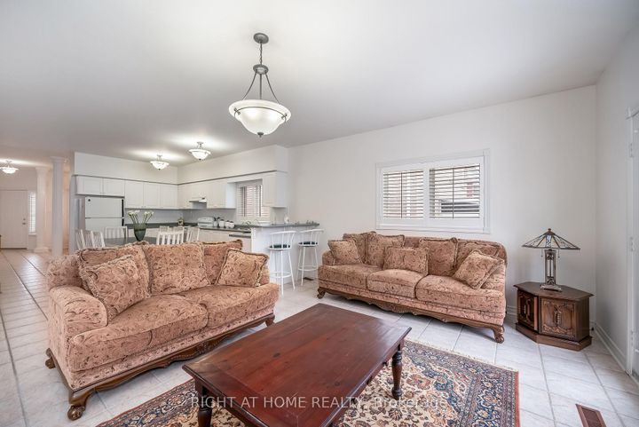 Photo 27 at 46 Woodhaven Crescent, Oak Ridges, Richmond Hill