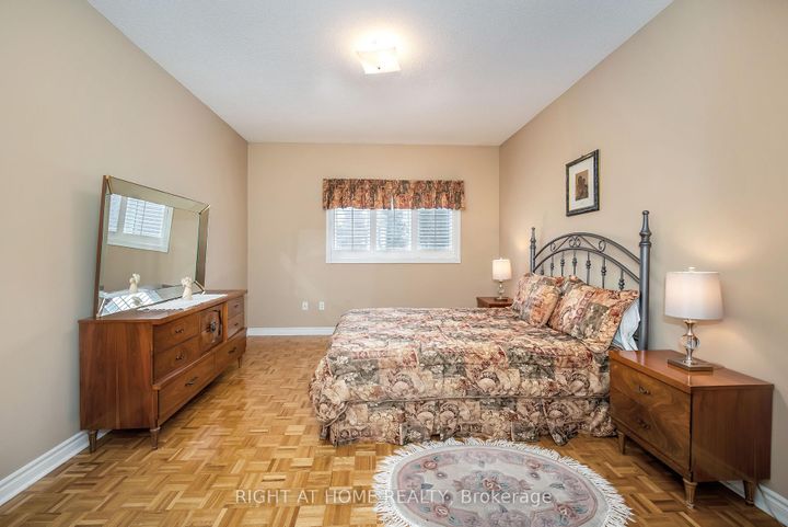 Photo 32 at 46 Woodhaven Crescent, Oak Ridges, Richmond Hill