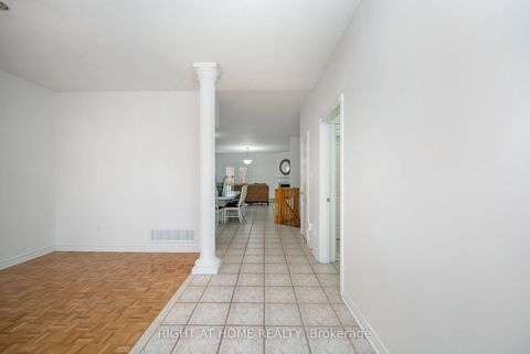 Photo 16 at 46 Woodhaven Crescent, Oak Ridges, Richmond Hill