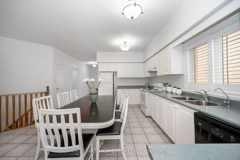 Photo 19 at 46 Woodhaven Crescent, Oak Ridges, Richmond Hill