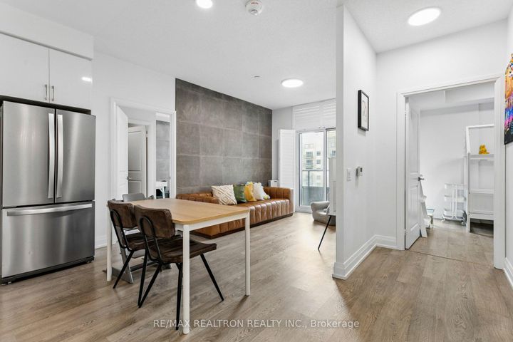 Photo 4 at 732 - 591 Sheppard Ave Avenue E, Bayview Village, Toronto