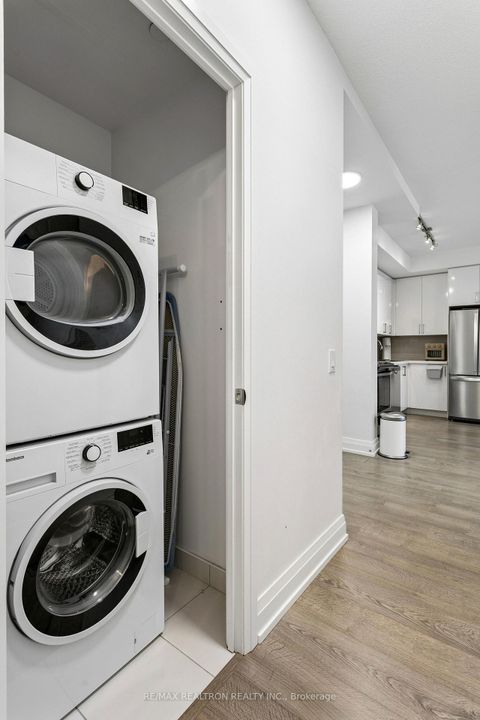 Photo 22 at 732 - 591 Sheppard Ave Avenue E, Bayview Village, Toronto