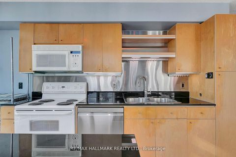 Photo 11 at 2209 - 373 Front Street W, Waterfront Communities C1, Toronto