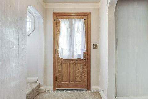 Photo 5 at 402 Division Street, O'Neill, Oshawa