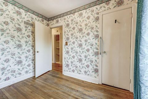 Photo 21 at 402 Division Street, O'Neill, Oshawa