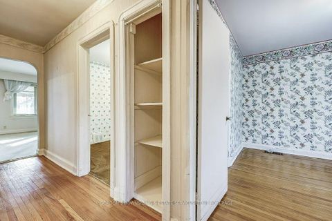 Photo 22 at 402 Division Street, O'Neill, Oshawa