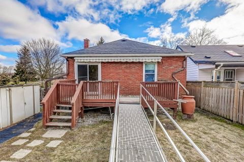Photo 36 at 402 Division Street, O'Neill, Oshawa