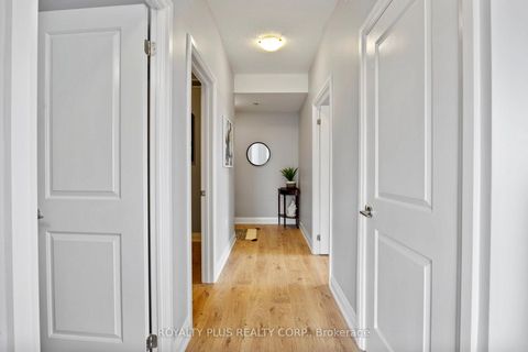 Photo 7 at 407 - 2800 Keele Street, CFB, Toronto