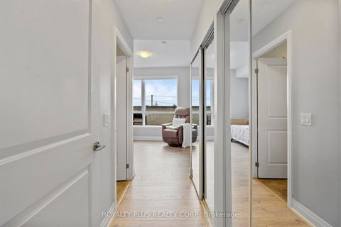 Photo 23 at 407 - 2800 Keele Street, CFB, Toronto