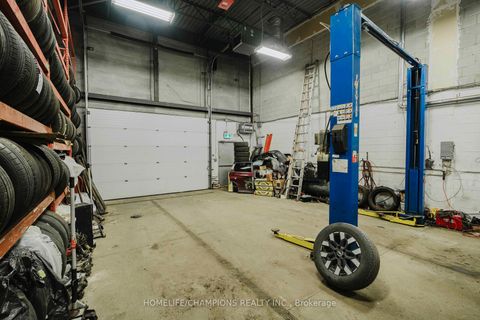 Photo 10 at 12 - 2835 Markham Road, Rouge E11, Toronto