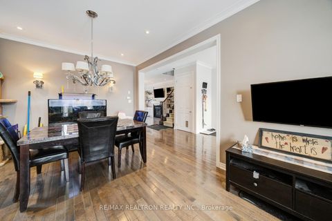 Photo 8 at 22 Northern Dancer Drive, Windfields, Oshawa