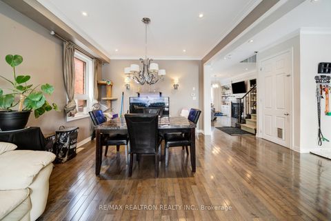 Photo 9 at 22 Northern Dancer Drive, Windfields, Oshawa