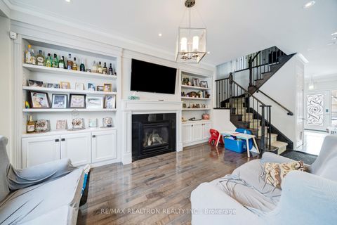 Photo 11 at 22 Northern Dancer Drive, Windfields, Oshawa