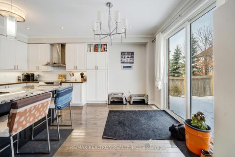 Photo 19 at 22 Northern Dancer Drive, Windfields, Oshawa