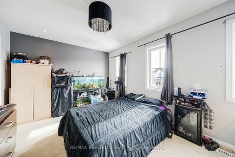 Photo 32 at 22 Northern Dancer Drive, Windfields, Oshawa