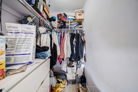 Photo 39 at 22 Northern Dancer Drive, Windfields, Oshawa