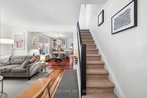 Photo 6 at 172 Ashdale Avenue, Coxwell, Toronto