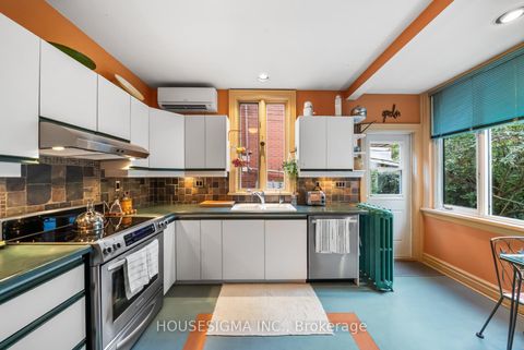 Photo 18 at 172 Ashdale Avenue, Coxwell, Toronto