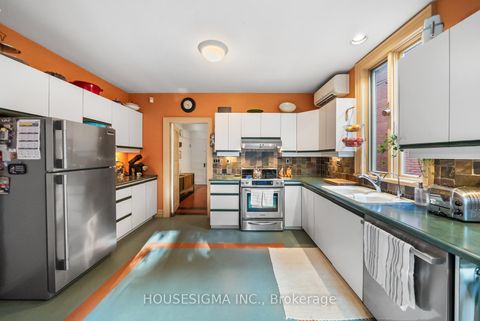 Photo 20 at 172 Ashdale Avenue, Coxwell, Toronto