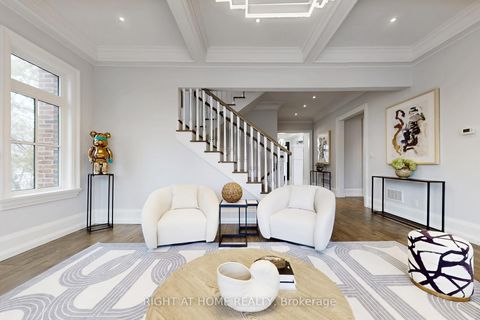 Photo 10 at 15 Davina Circle, Aurora Estates, Aurora