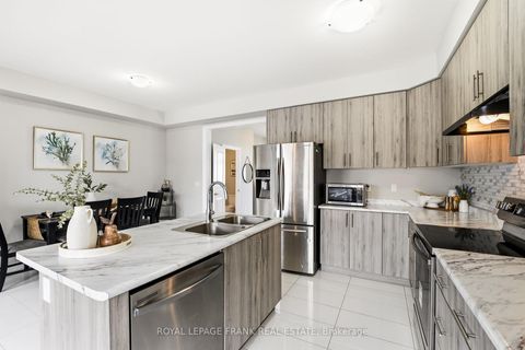 Photo 13 at 6 Aldridge Lane, Newcastle, Clarington