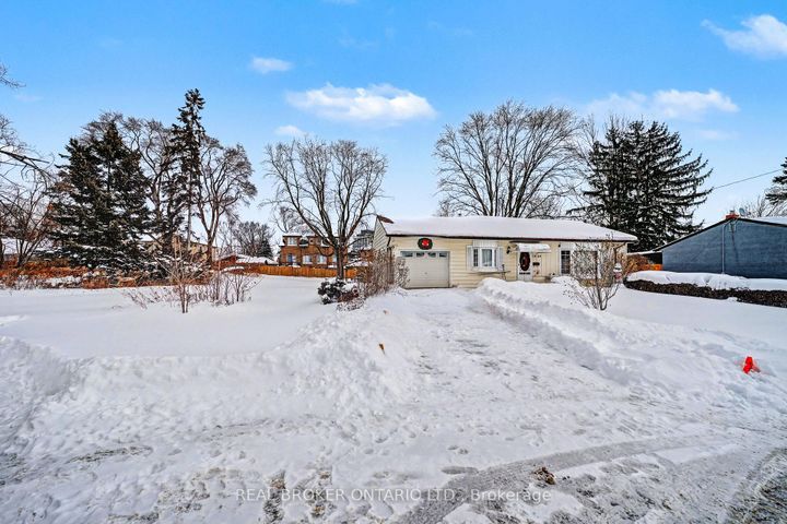 Photo 13 at 1069 Roosevelt Road, Lakeview, Mississauga