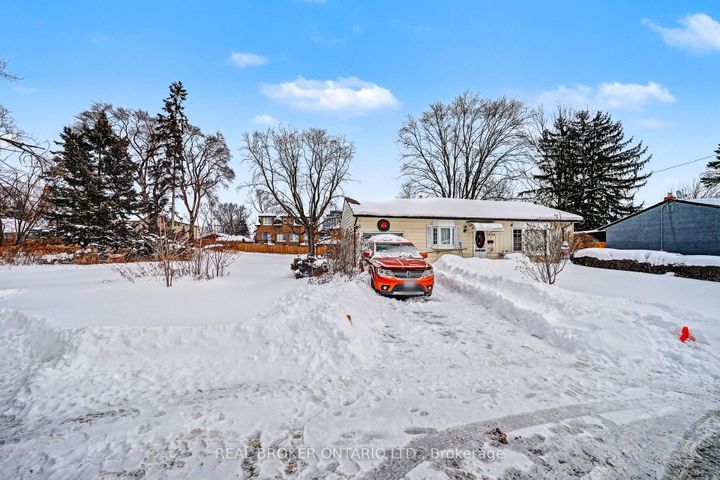 Photo 22 at 1069 Roosevelt Road, Lakeview, Mississauga