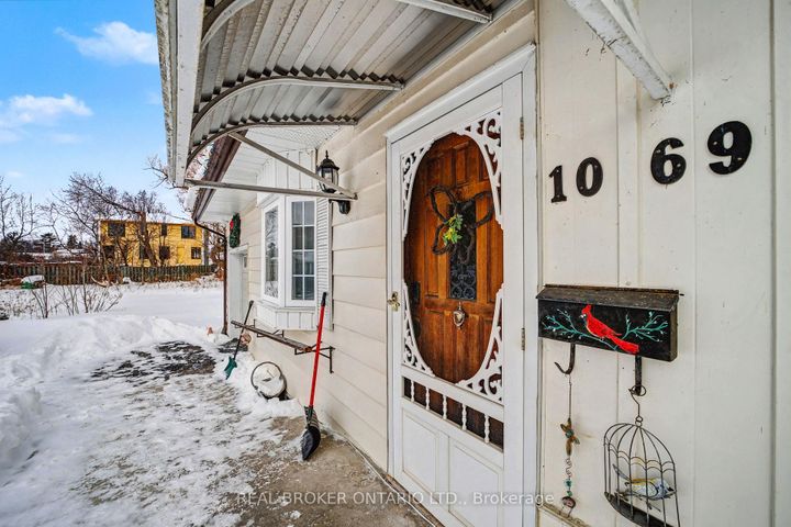 Photo 23 at 1069 Roosevelt Road, Lakeview, Mississauga