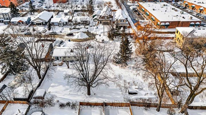 Photo 32 at 1069 Roosevelt Road, Lakeview, Mississauga