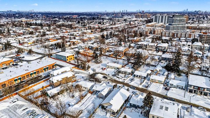 Photo 33 at 1069 Roosevelt Road, Lakeview, Mississauga