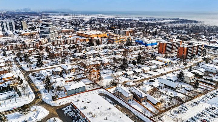 Photo 34 at 1069 Roosevelt Road, Lakeview, Mississauga