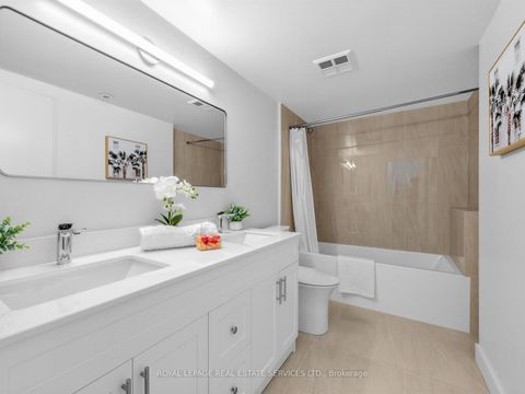 Photo 16 at 515 - 46 East Liberty Street, Niagara, Toronto