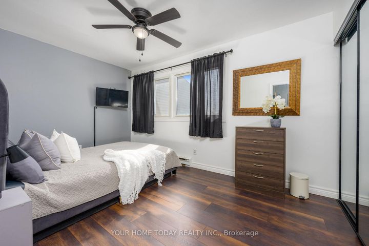 Photo 17 at 29 - 108 Sinclair Avenue, Georgetown, Halton Hills