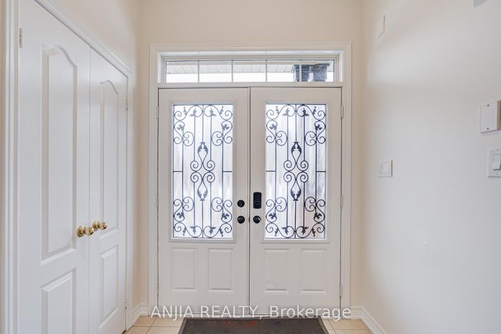 Photo 4 at 74 Hammersly Boulevard, Wismer, Markham