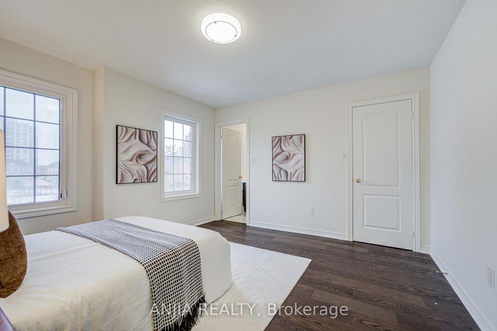 Photo 32 at 74 Hammersly Boulevard, Wismer, Markham