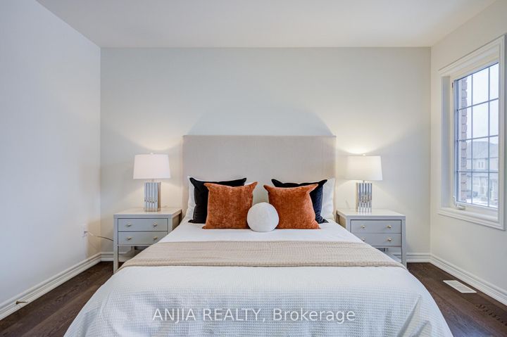 Photo 36 at 74 Hammersly Boulevard, Wismer, Markham