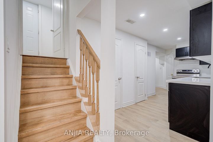 Photo 38 at 74 Hammersly Boulevard, Wismer, Markham