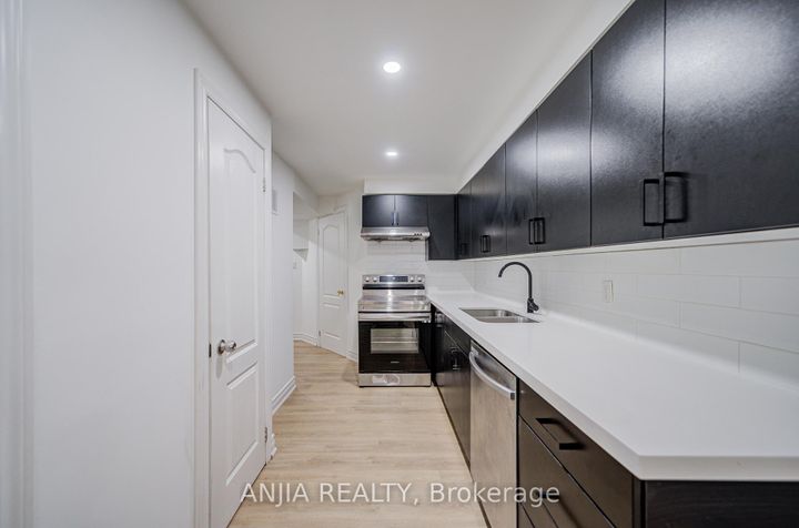 Photo 39 at 74 Hammersly Boulevard, Wismer, Markham